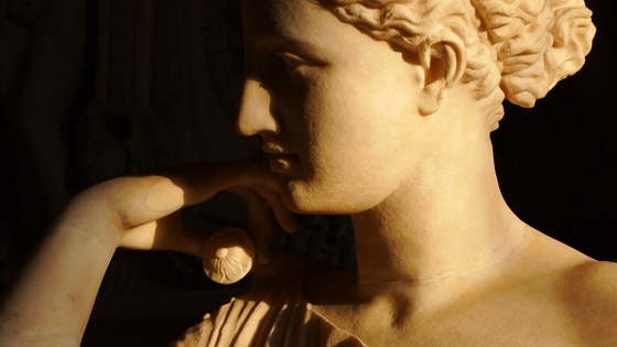 Artemis louvre